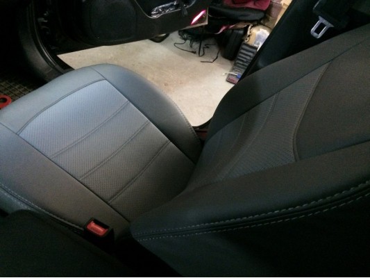 Авточехлы на Hyundai Santa Fe Авточехлы на Hyundai Santa Fe