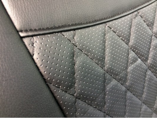 Авточехлы на Nissan Terrano Авточехлы на Nissan Terrano