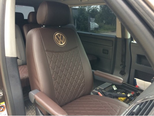 Авточехлы на Volkswagen Caravelle T5 Авточехлы на Volkswagen Caravelle T5